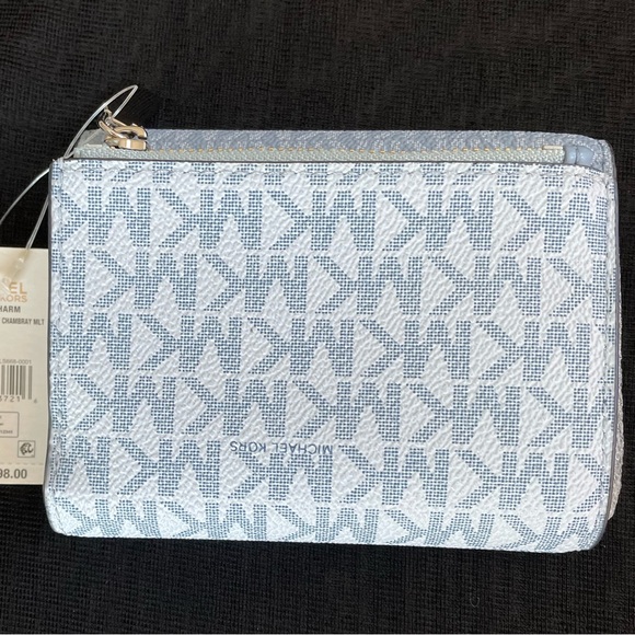 Michael Kors Wallet - Picture 2 of 5